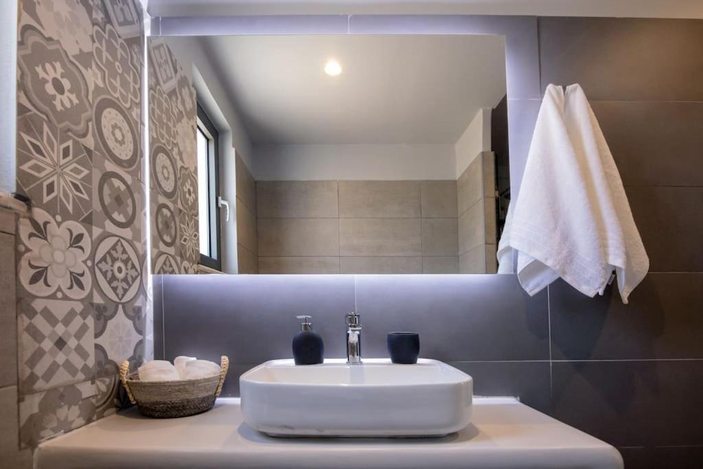 Pearl Suites And Villa Tínos 外观 照片